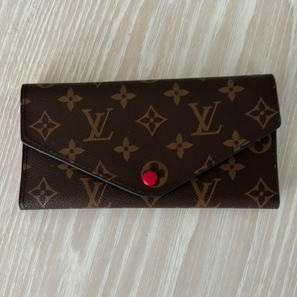 LOUIS VUITTON 
Monogram Josephine Wallet Red - gently used - Picture 1 of 16